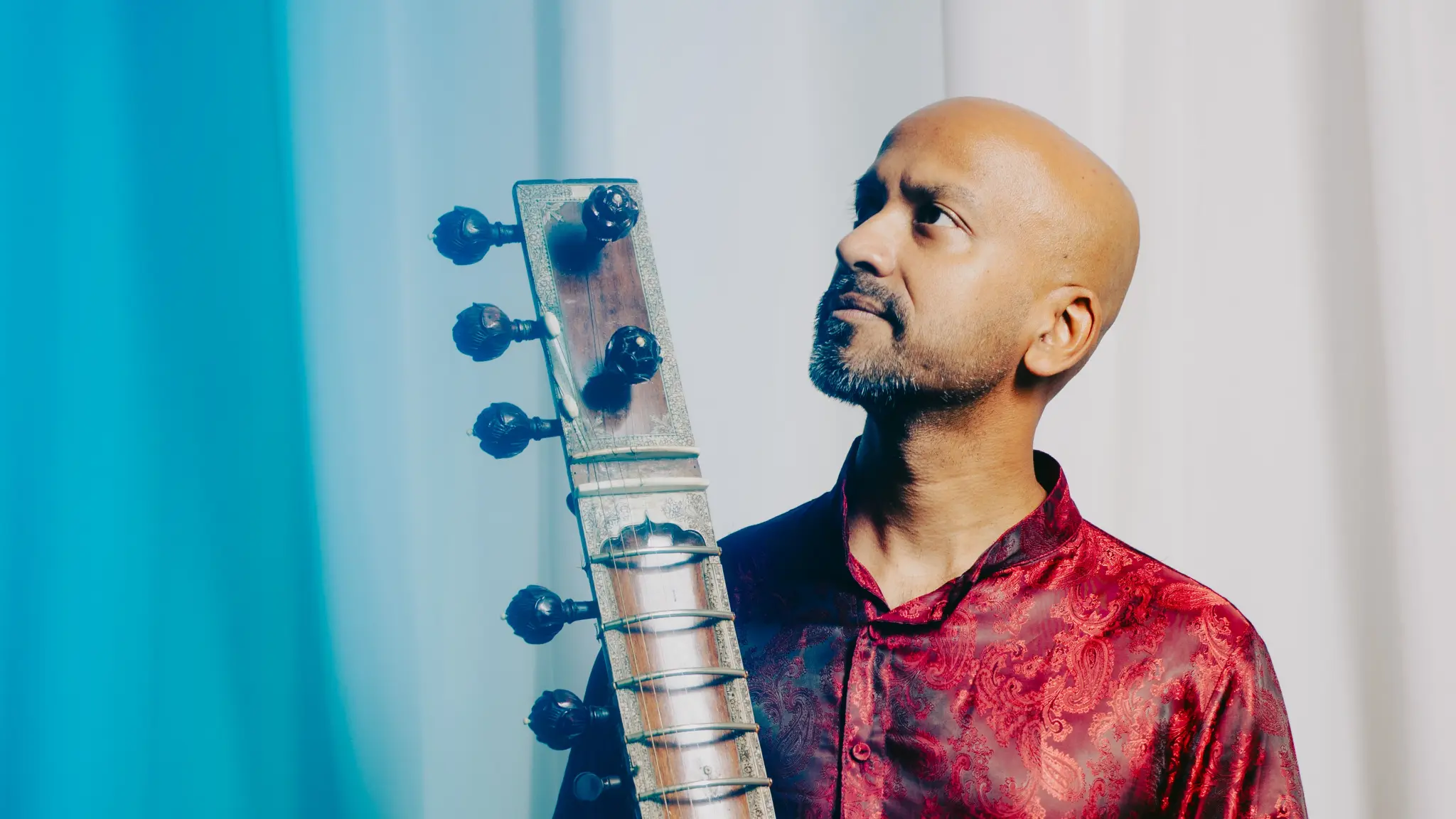 Hindol Deb performing on sitar